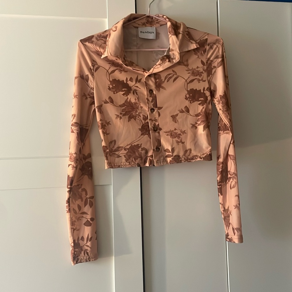 Set from Sundays. The bottoms are a vegan leather size M. The top is a size S
